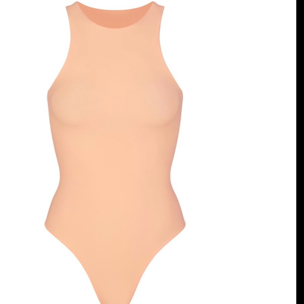 TCEC Peach High-Neck Sleeveless Bodysuit
